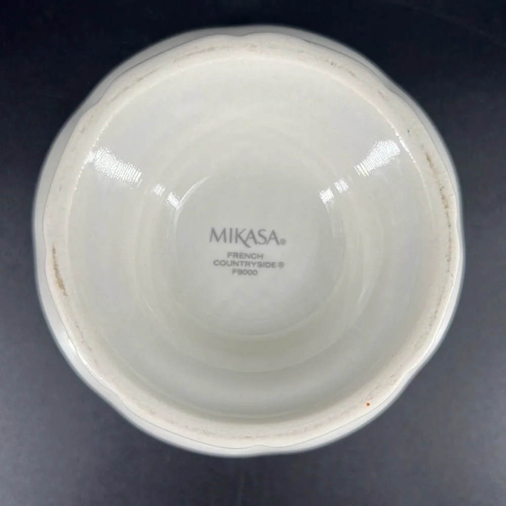 Mikasa French Countryside Creamer and Sugar Set